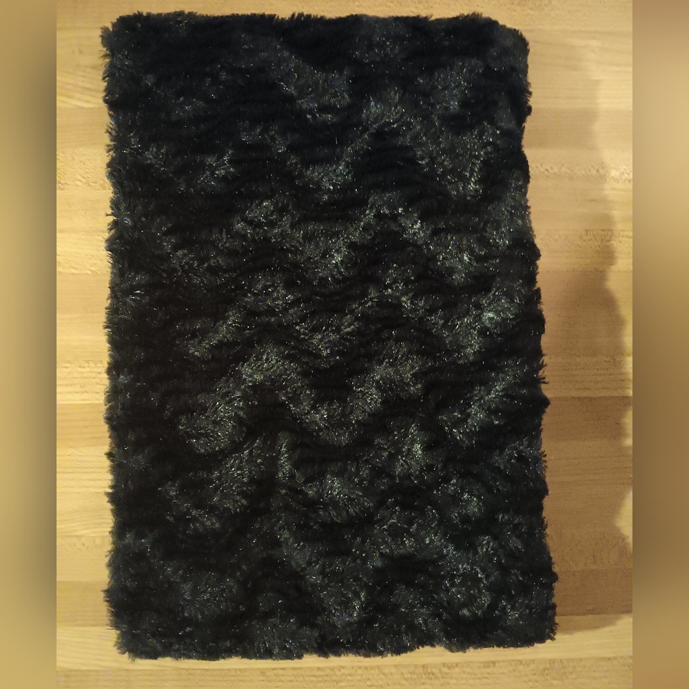 🍁Free With A Bundle Women's Black Soft Neck Warmer.